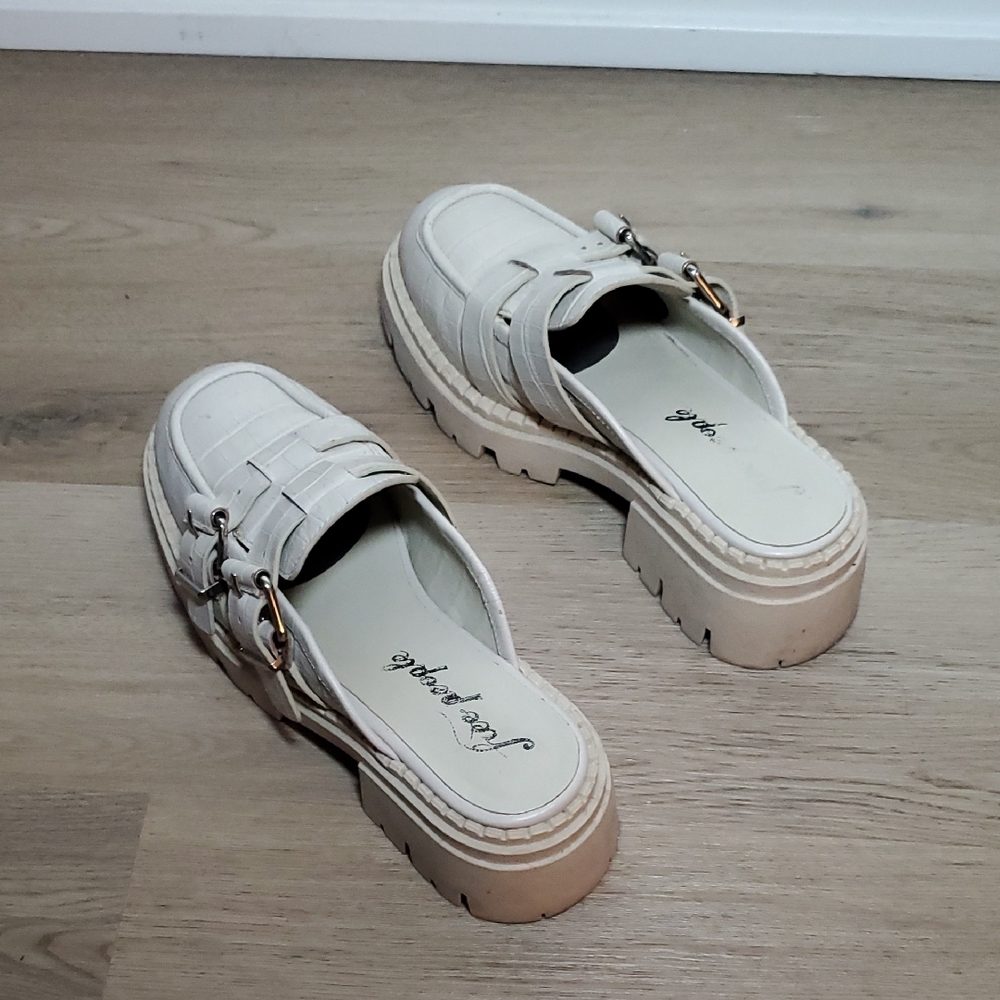 Free People Lyra Buckle Platform Loafer Mule - Picture 2 of 3